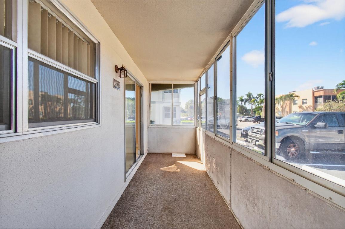 KINGS POINT - Residential