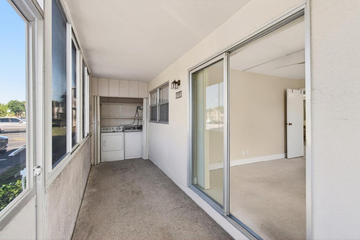 KINGS POINT - Residential