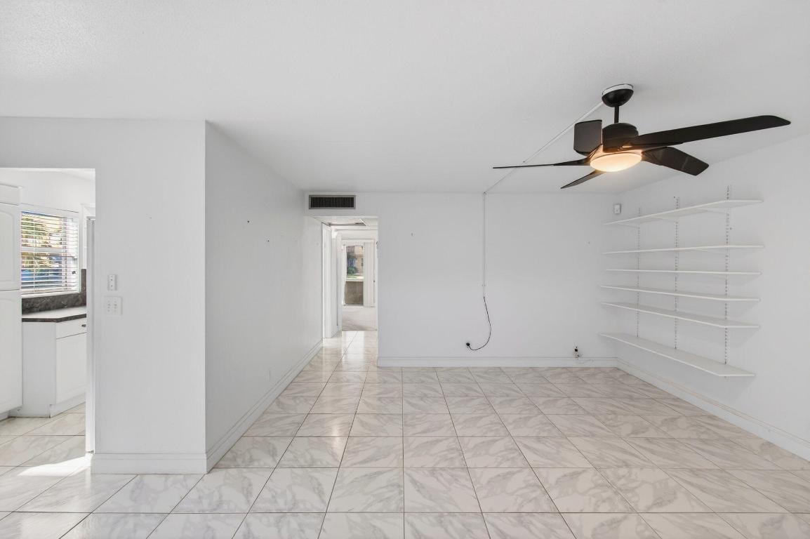 KINGS POINT - Residential