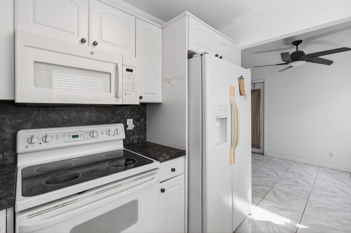 KINGS POINT - Residential