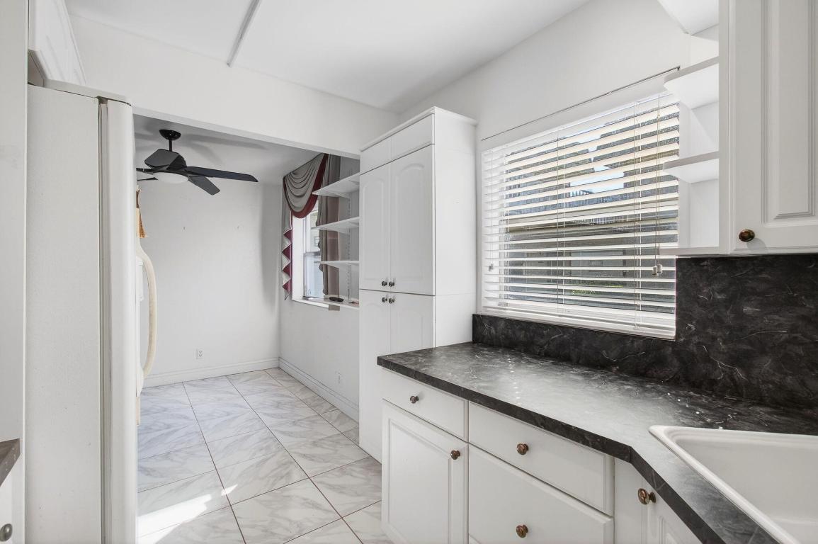 KINGS POINT - Residential