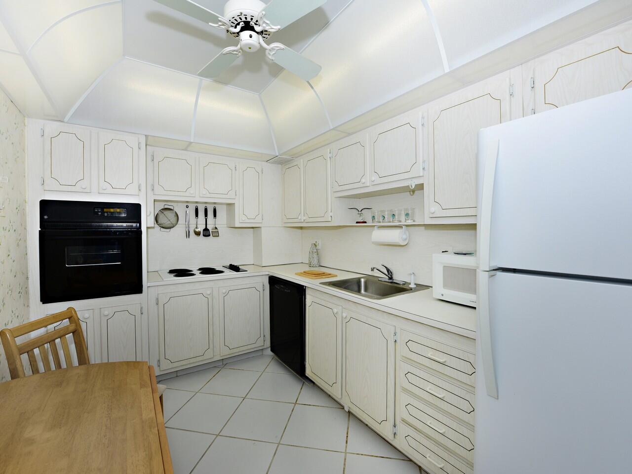 PATRICIAN OF PALM BEACH C - Residential