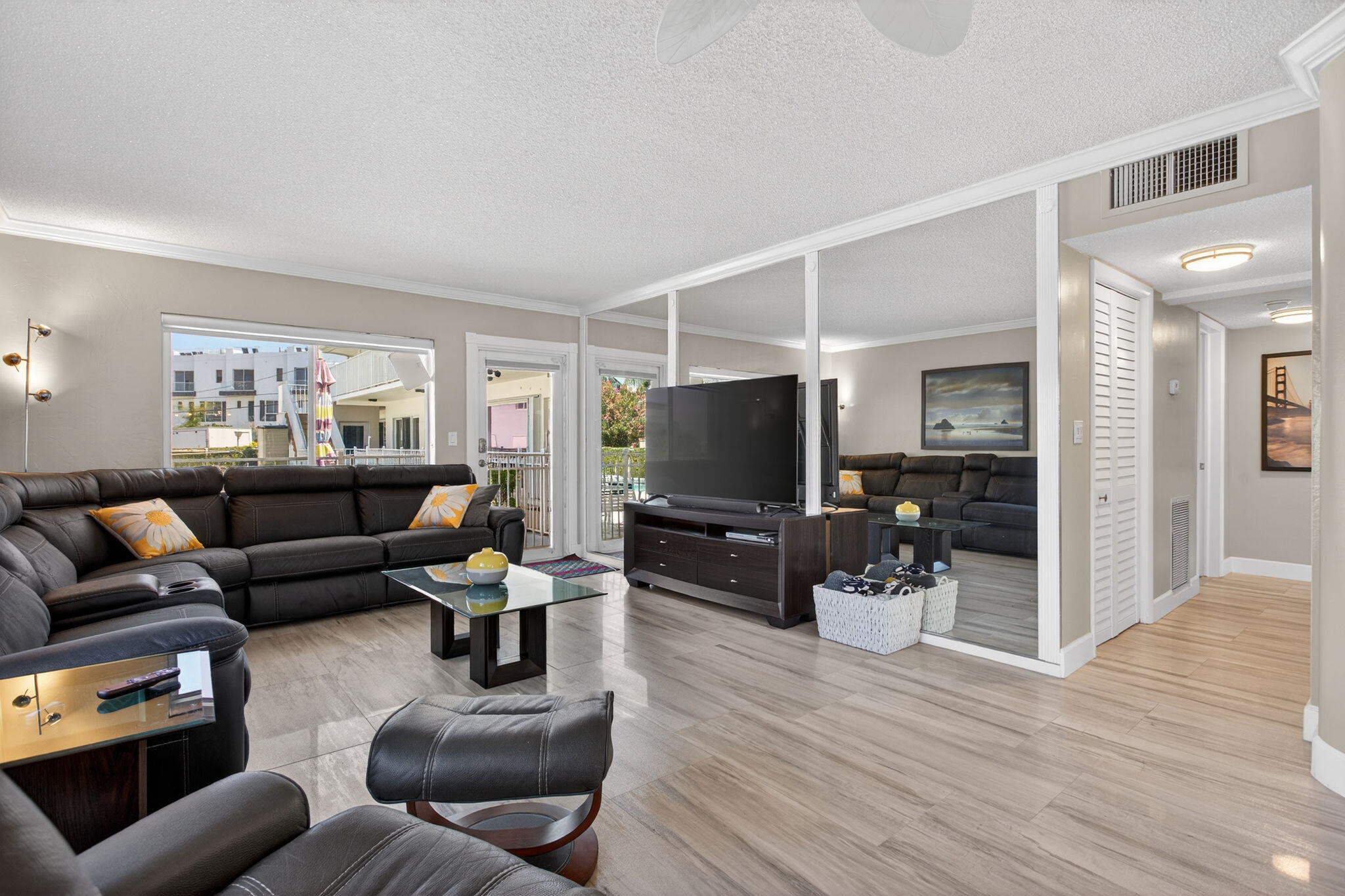 999 N Riverside Drive 2