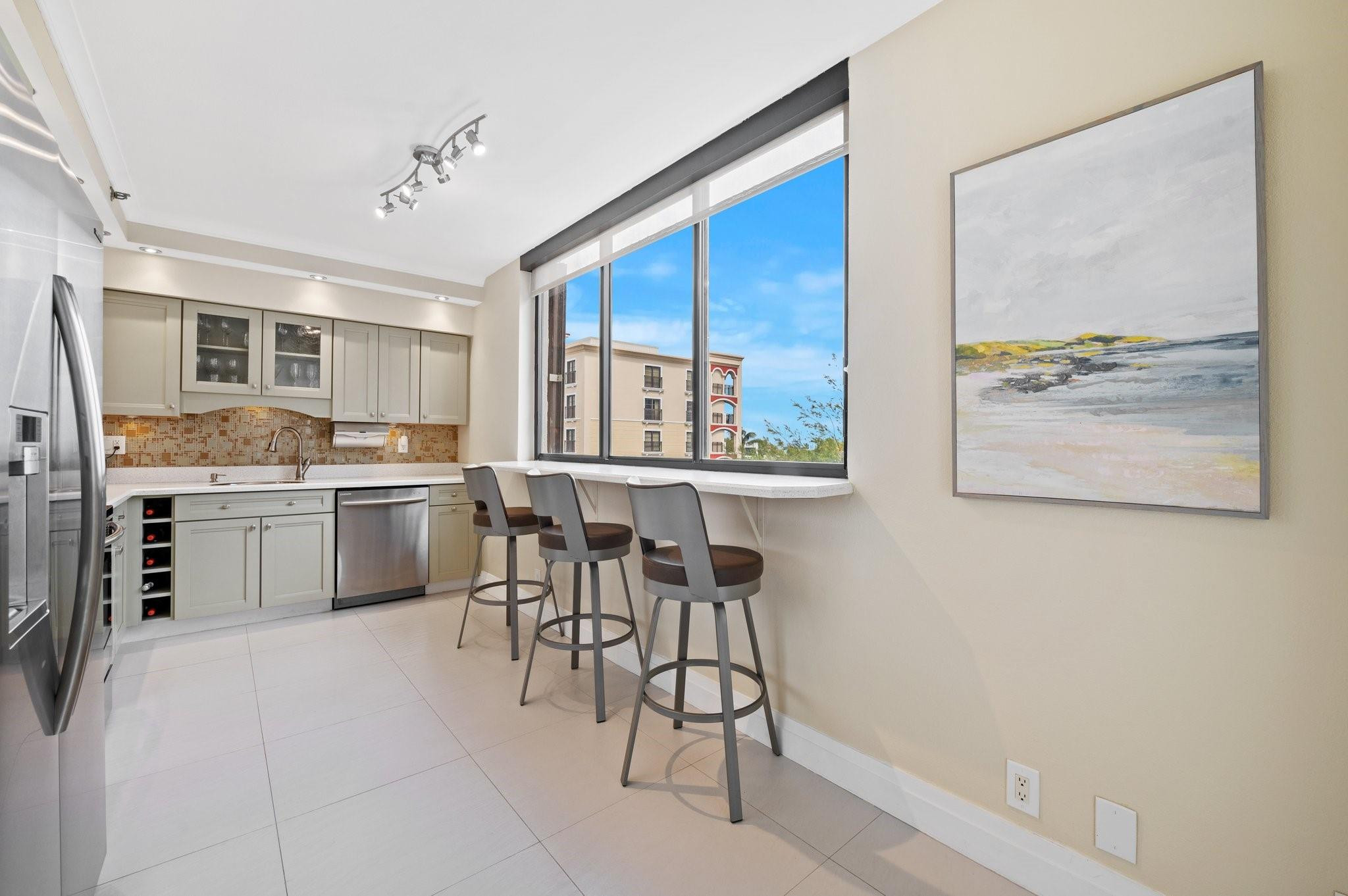 EVERGLADES CLUB CONDO - Residential