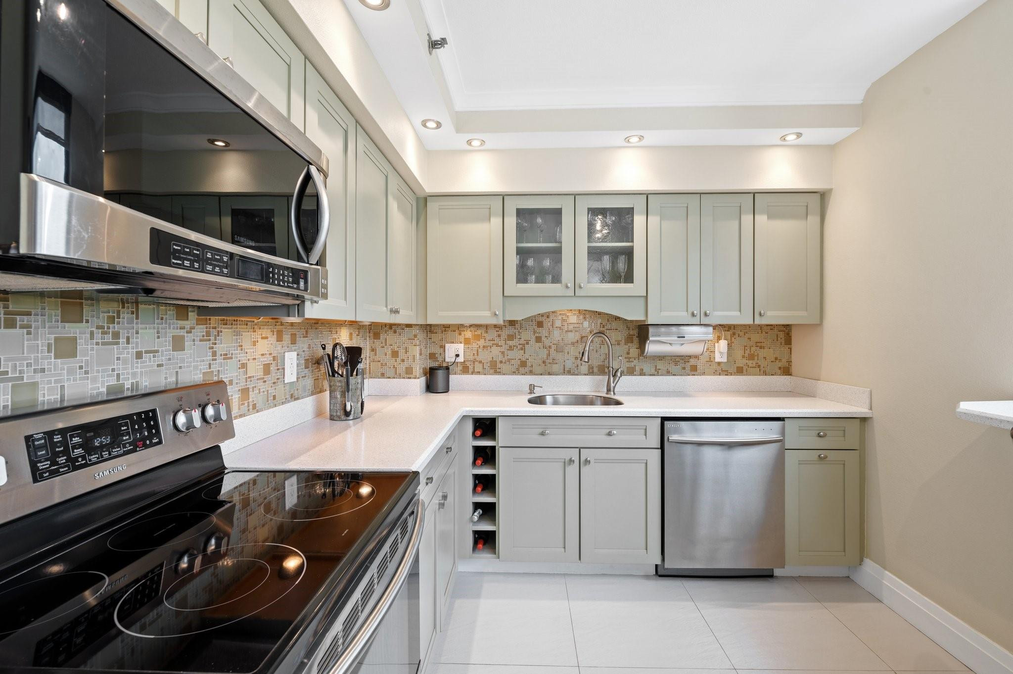 EVERGLADES CLUB CONDO - Residential