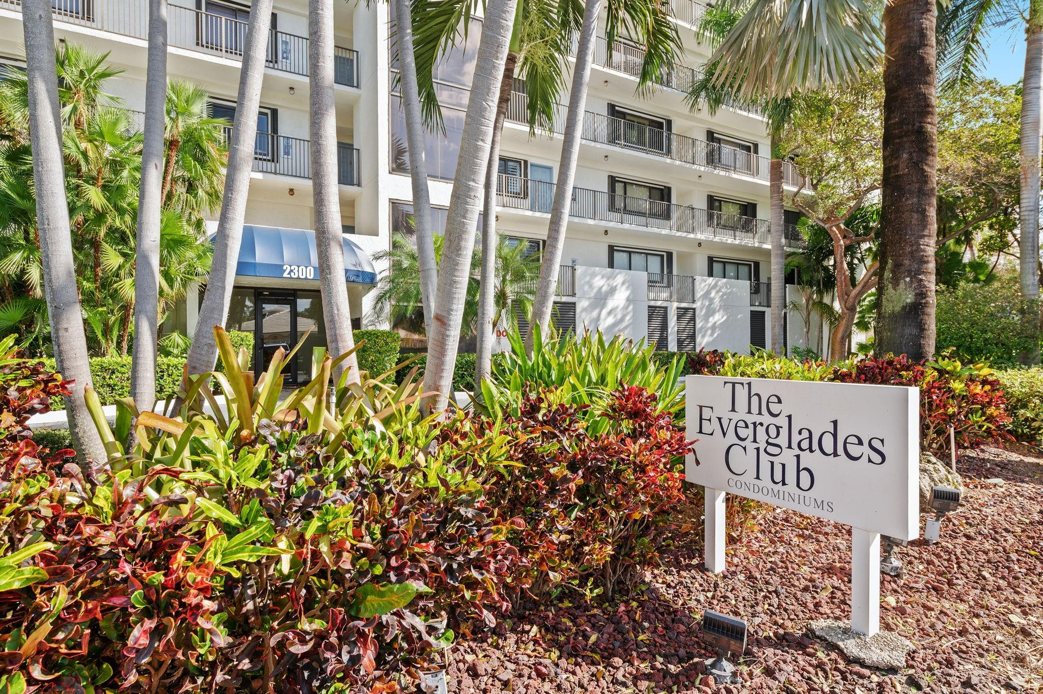 EVERGLADES CLUB CONDO - Residential