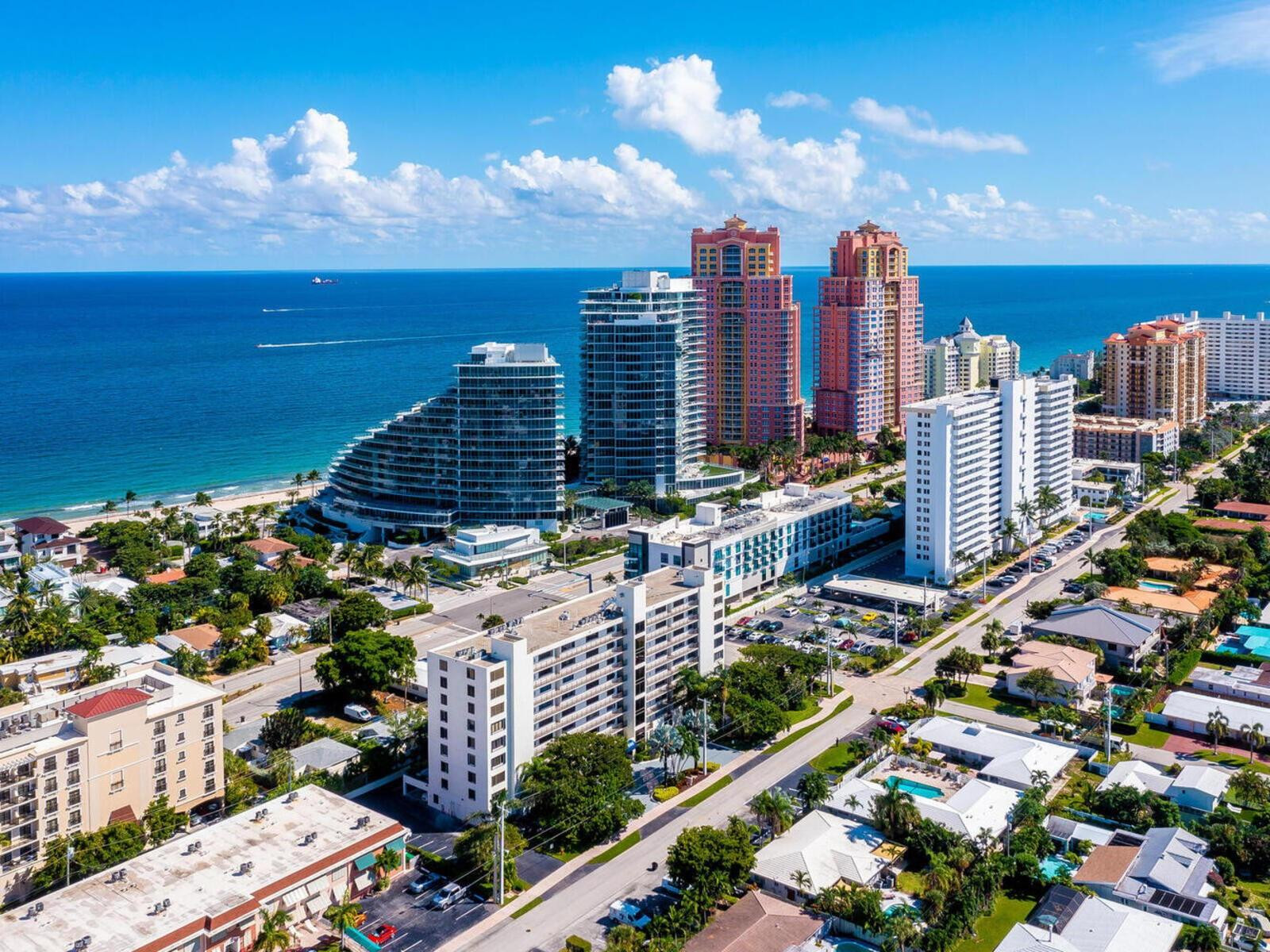EVERGLADES CLUB CONDO - Residential
