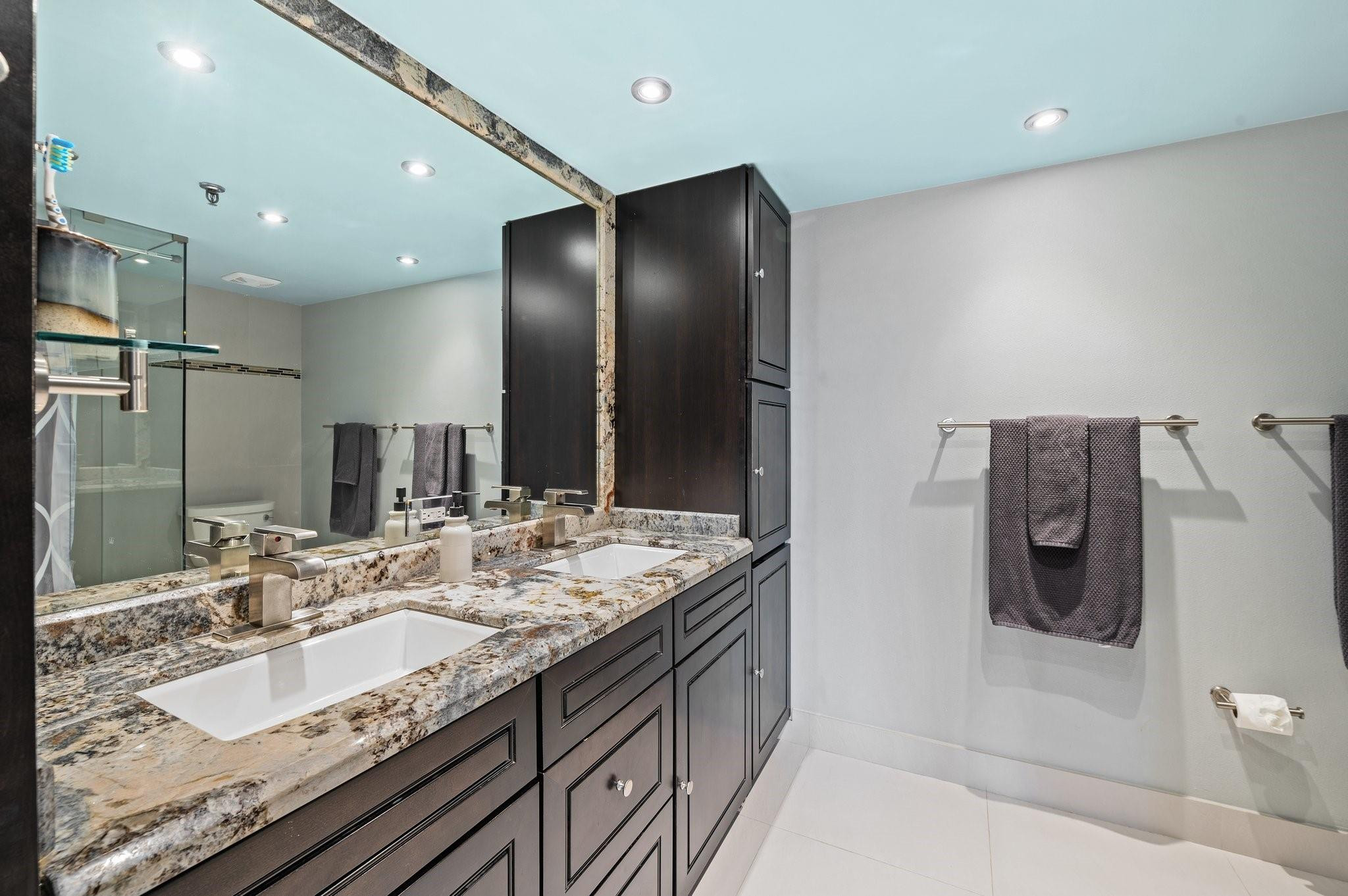 EVERGLADES CLUB CONDO - Residential