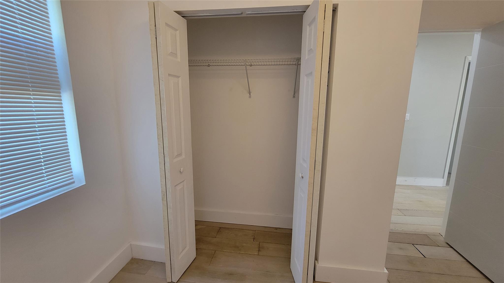 Dorsey Park First Add 21- - Residential Lease