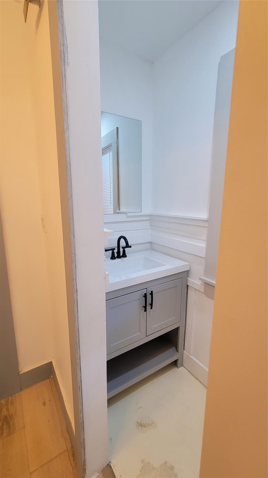 Dorsey Park First Add 21- - Residential Lease