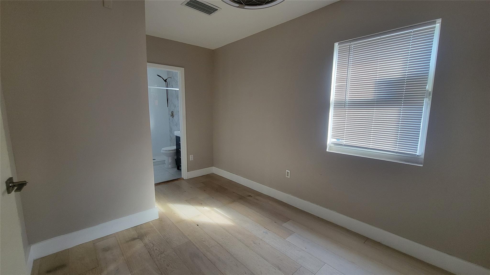 Dorsey Park First Add 21- - Residential Lease