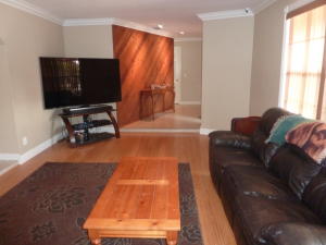 PINEWOOD EAST 2 OF WELLINGTON - Residential Lease