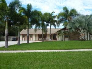 PINEWOOD EAST 2 OF WELLINGTON - Residential Lease