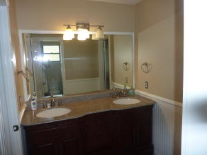 PINEWOOD EAST 2 OF WELLINGTON - Residential Lease