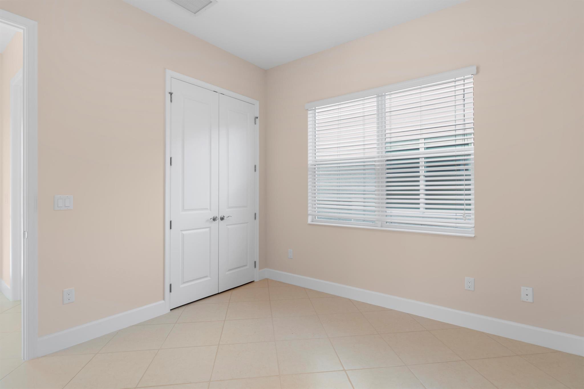 HAMMOCKS OF WESTLAKE - Residential