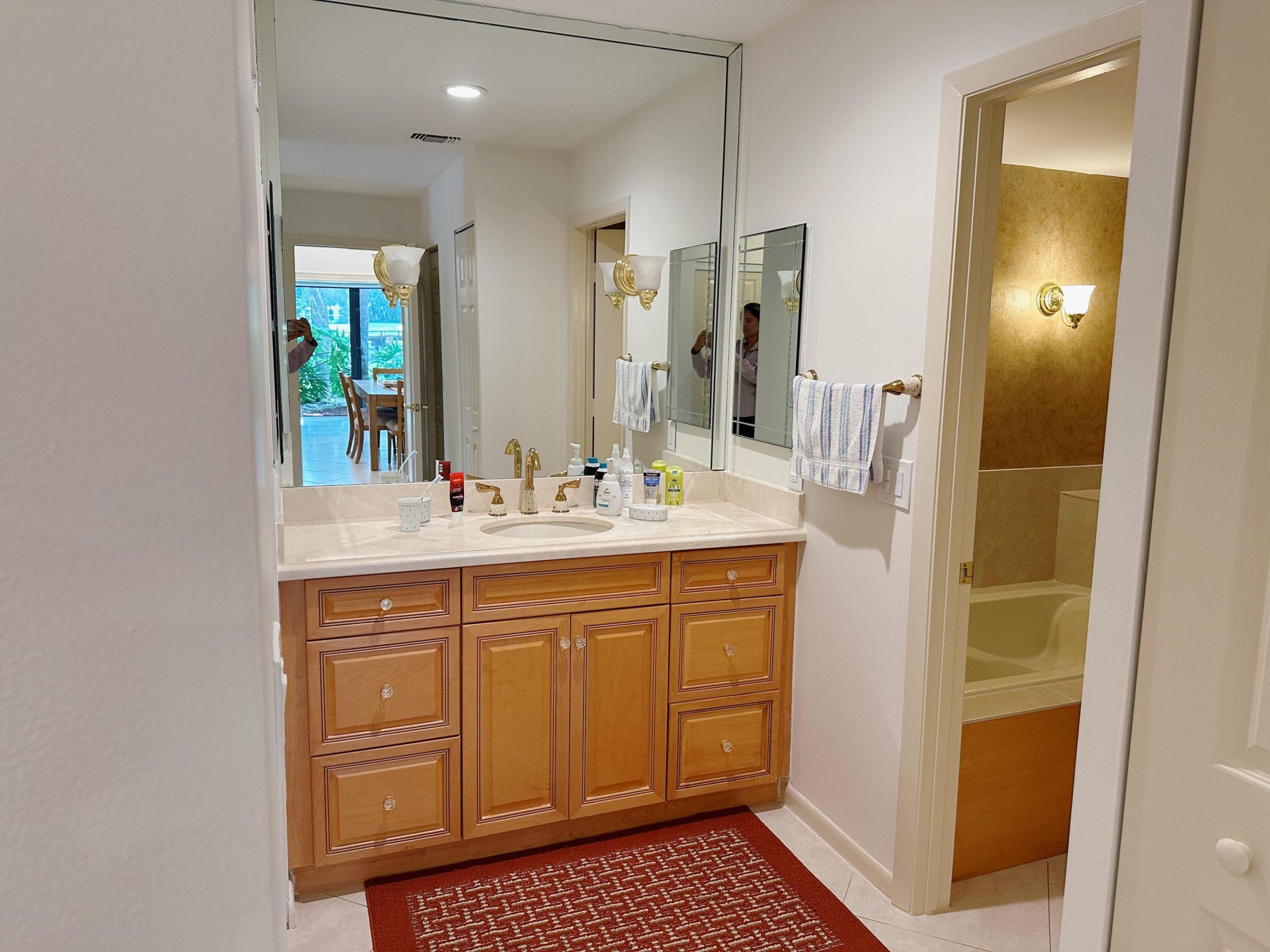 PALMS OF BOCA LAGO CONDO - Residential Lease