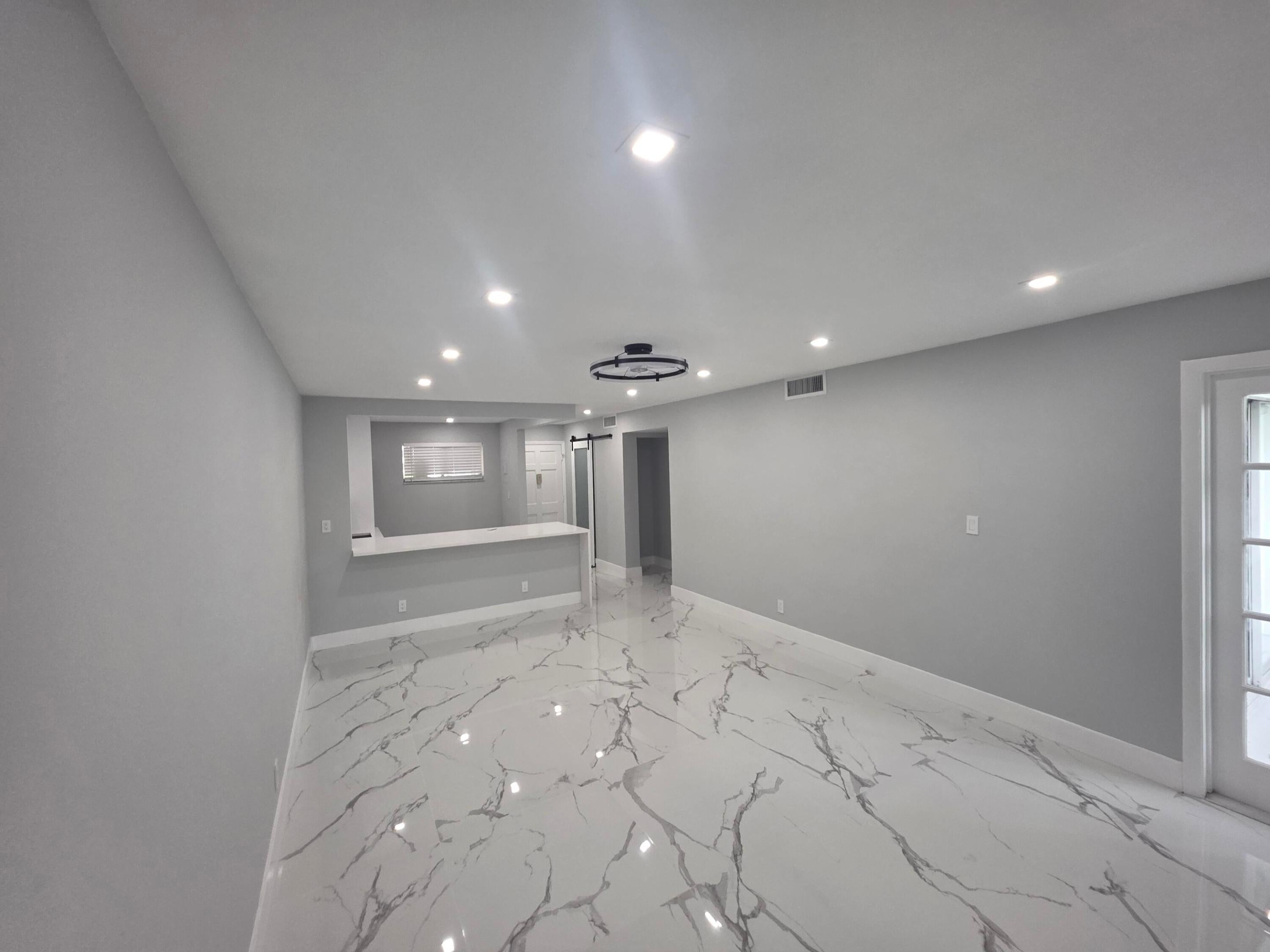 2682 S GARDEN Drive S 107