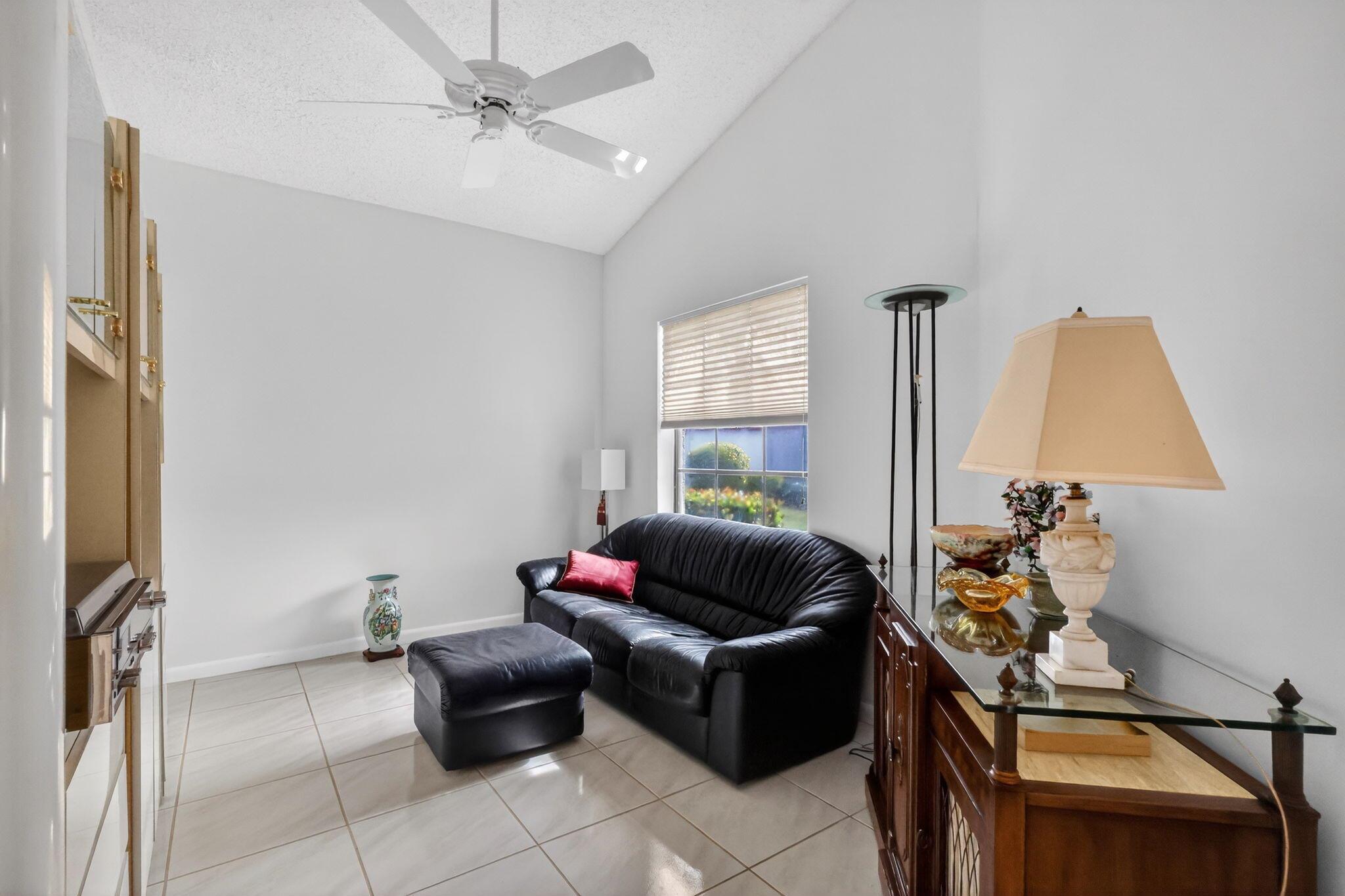 LEXINGTON CLUB - Residential