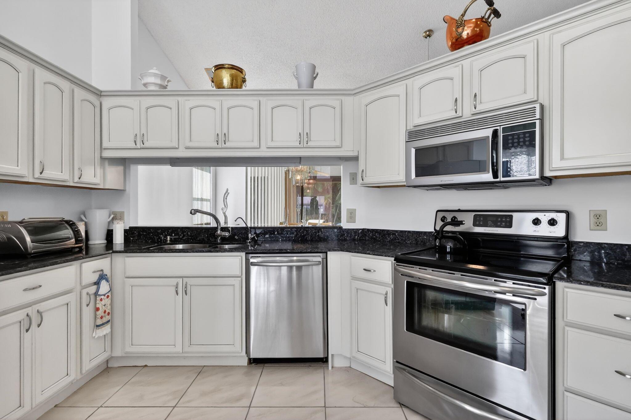 LEXINGTON CLUB - Residential