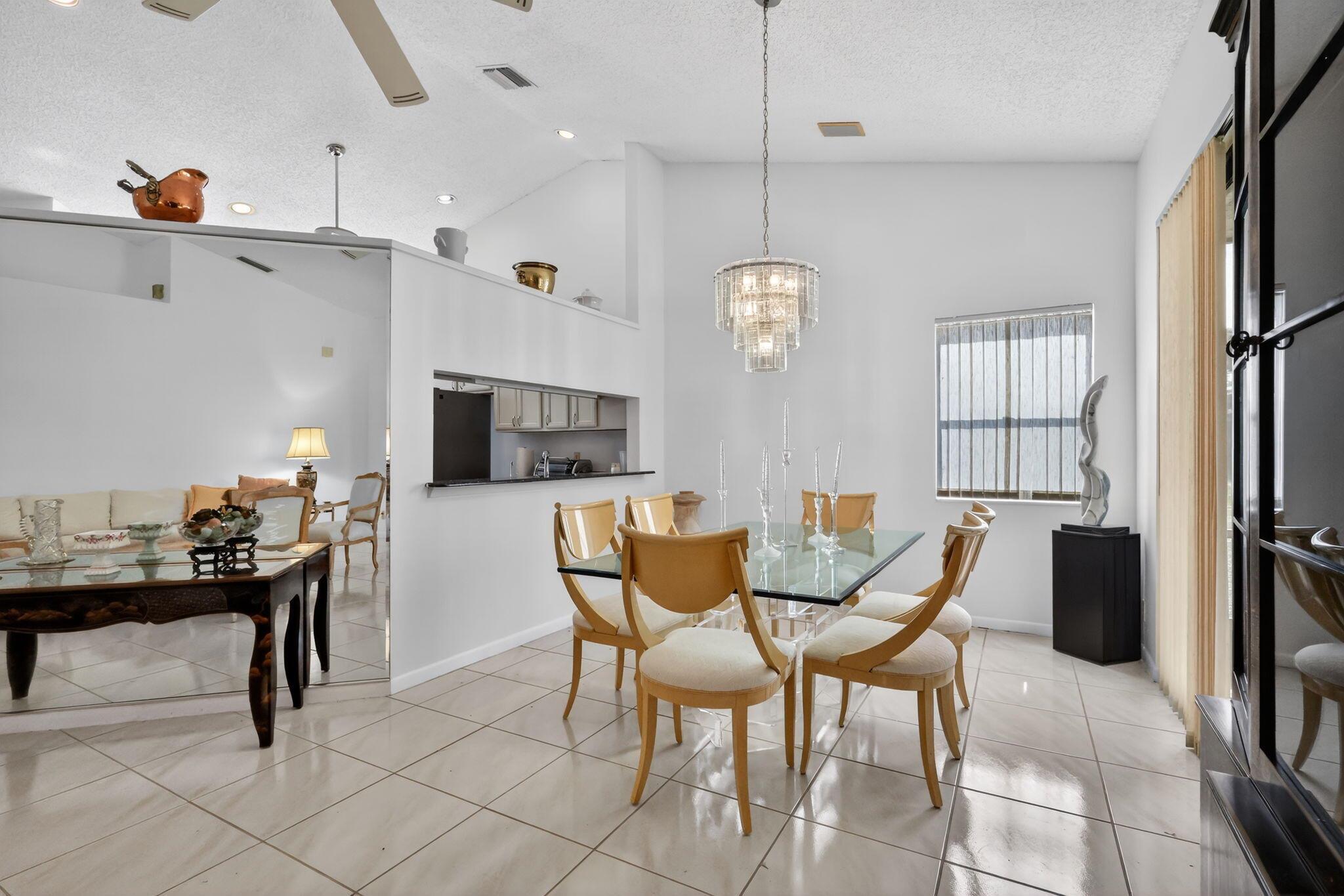 LEXINGTON CLUB - Residential