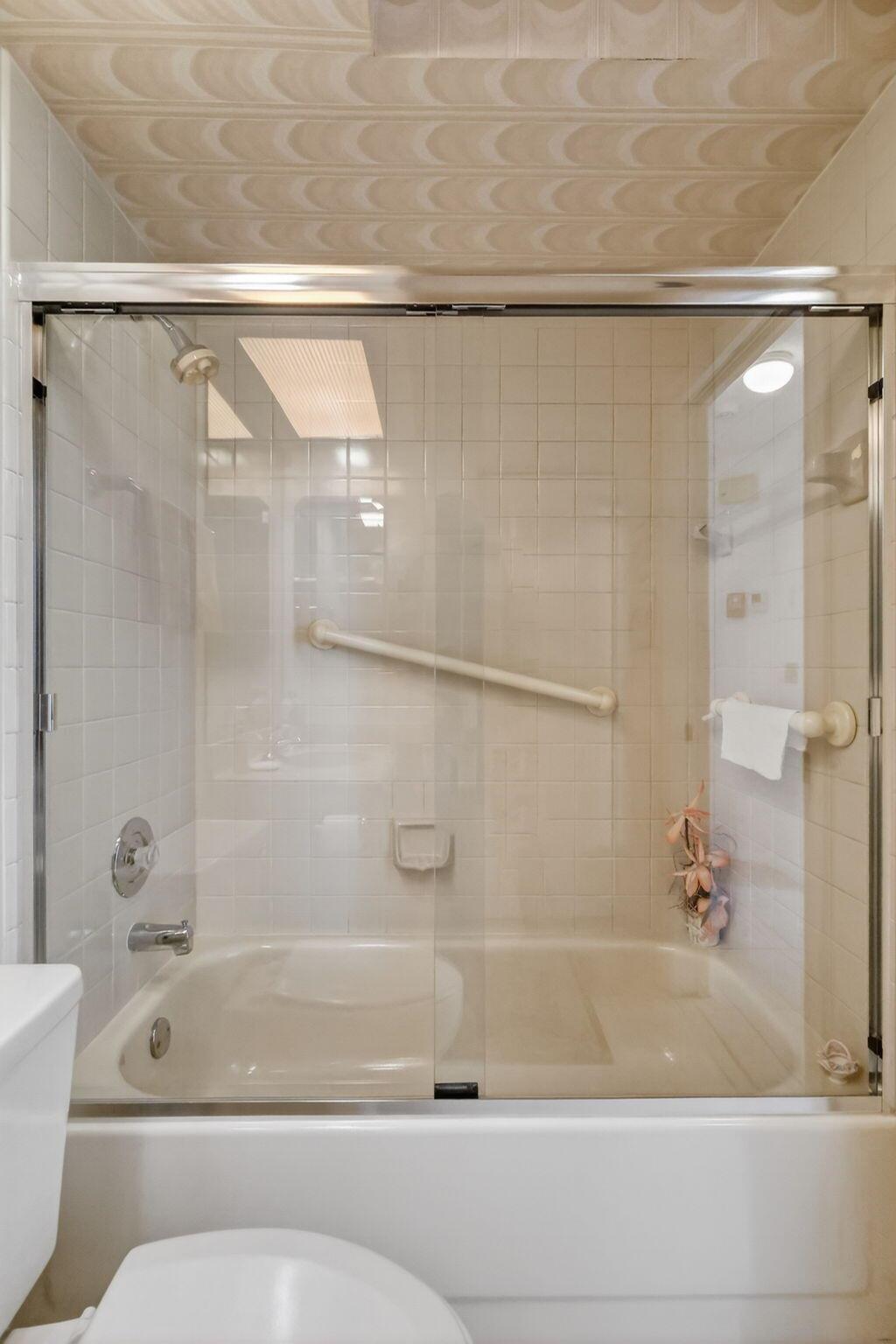 LEXINGTON CLUB - Residential