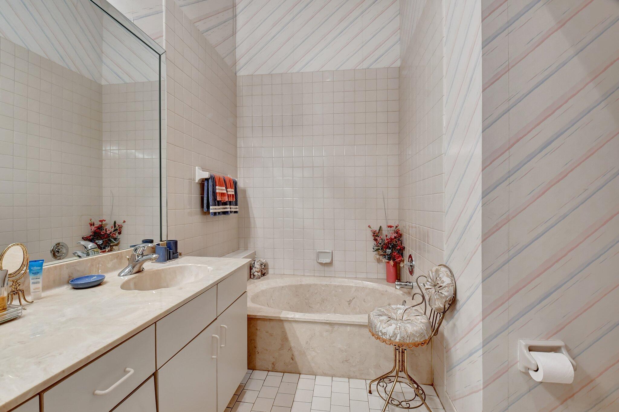 LEXINGTON CLUB - Residential