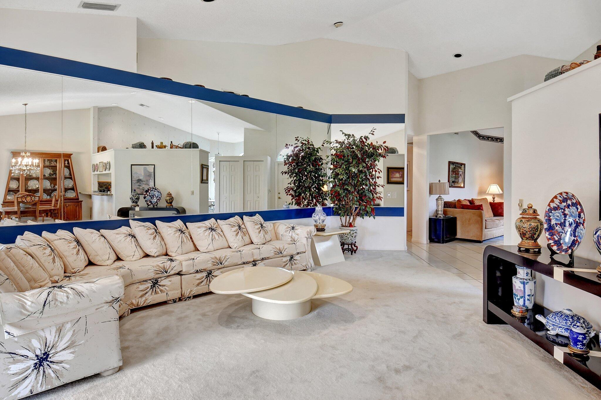 LEXINGTON CLUB - Residential