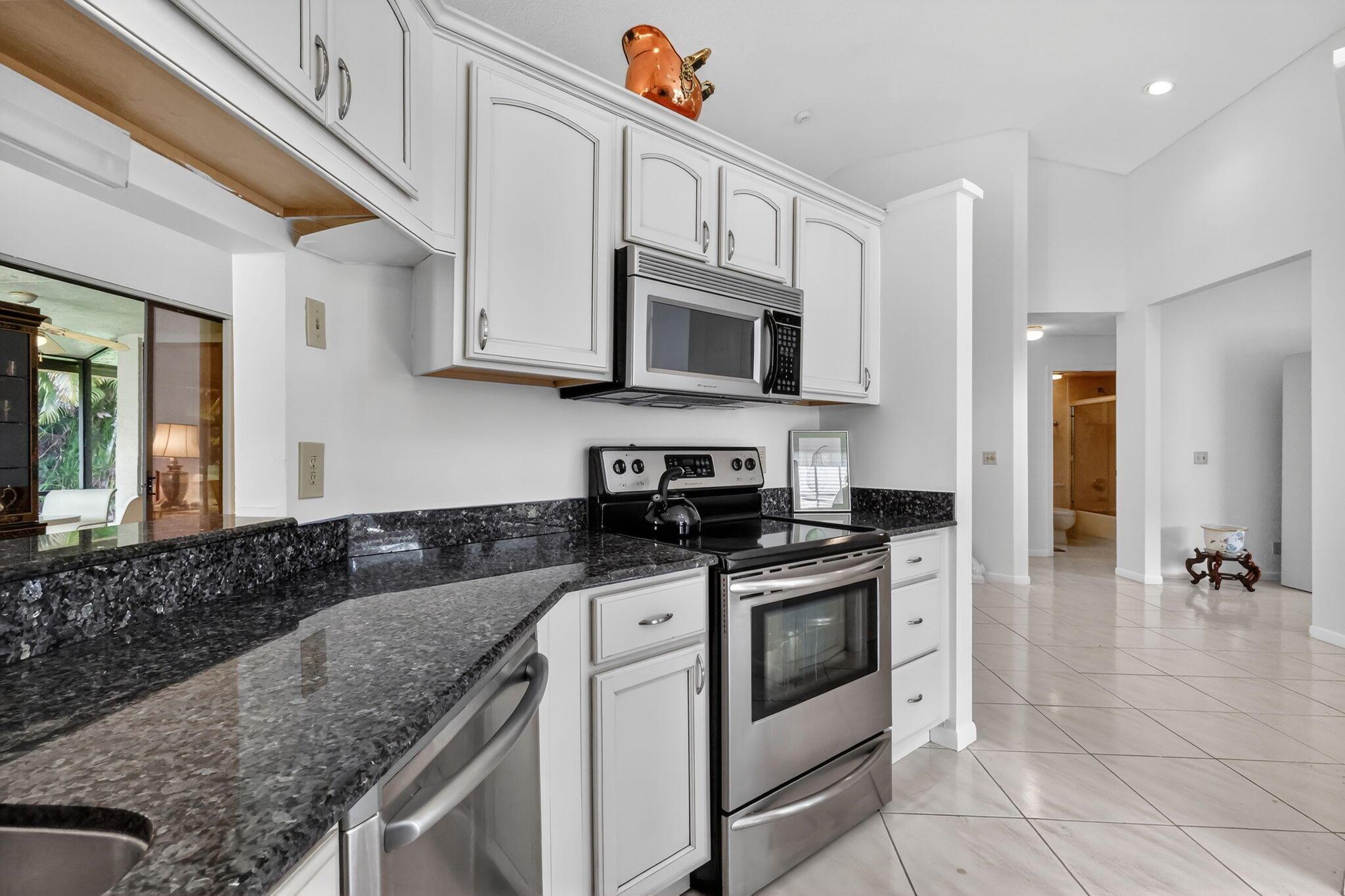 LEXINGTON CLUB - Residential