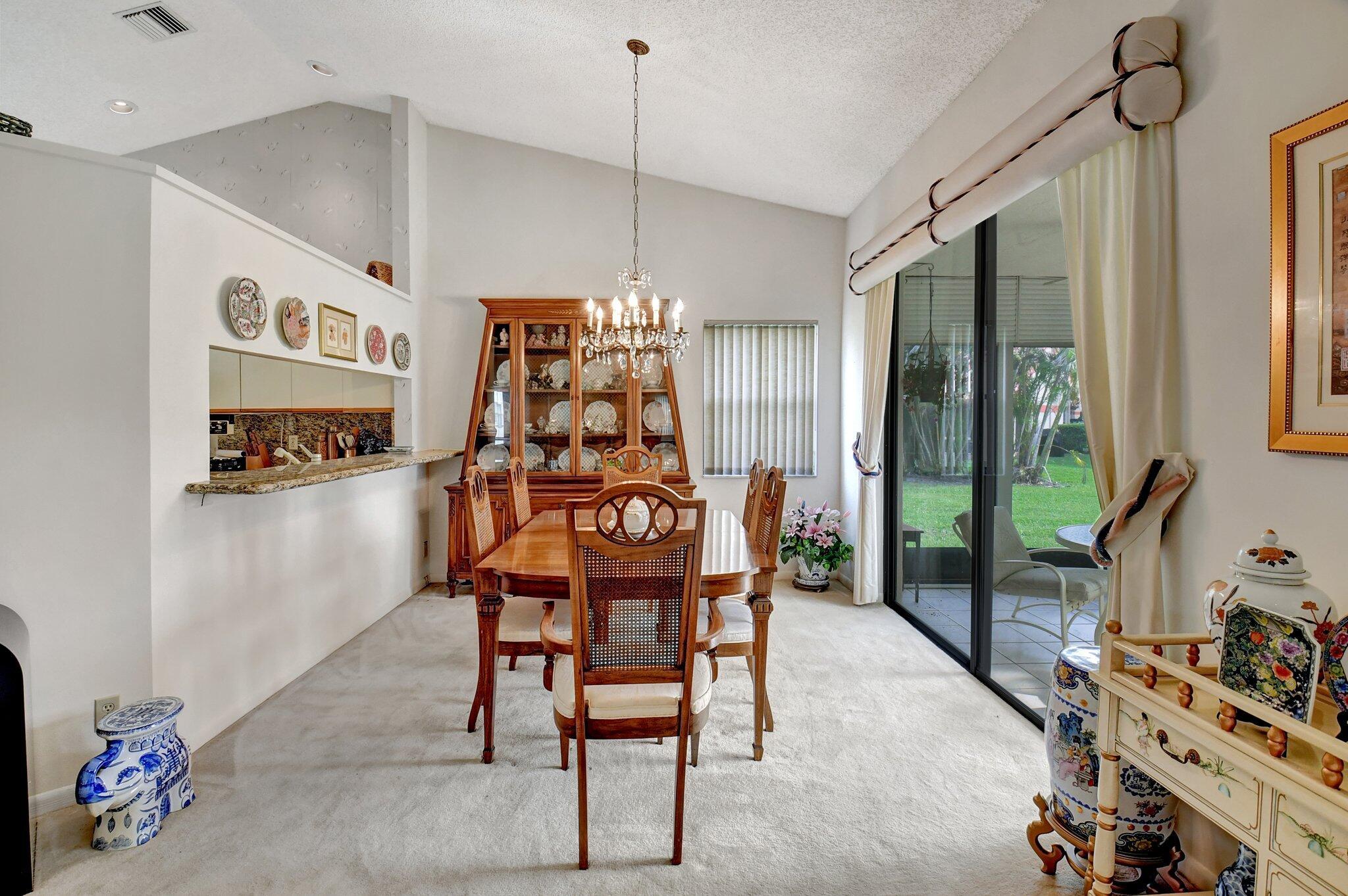 LEXINGTON CLUB - Residential