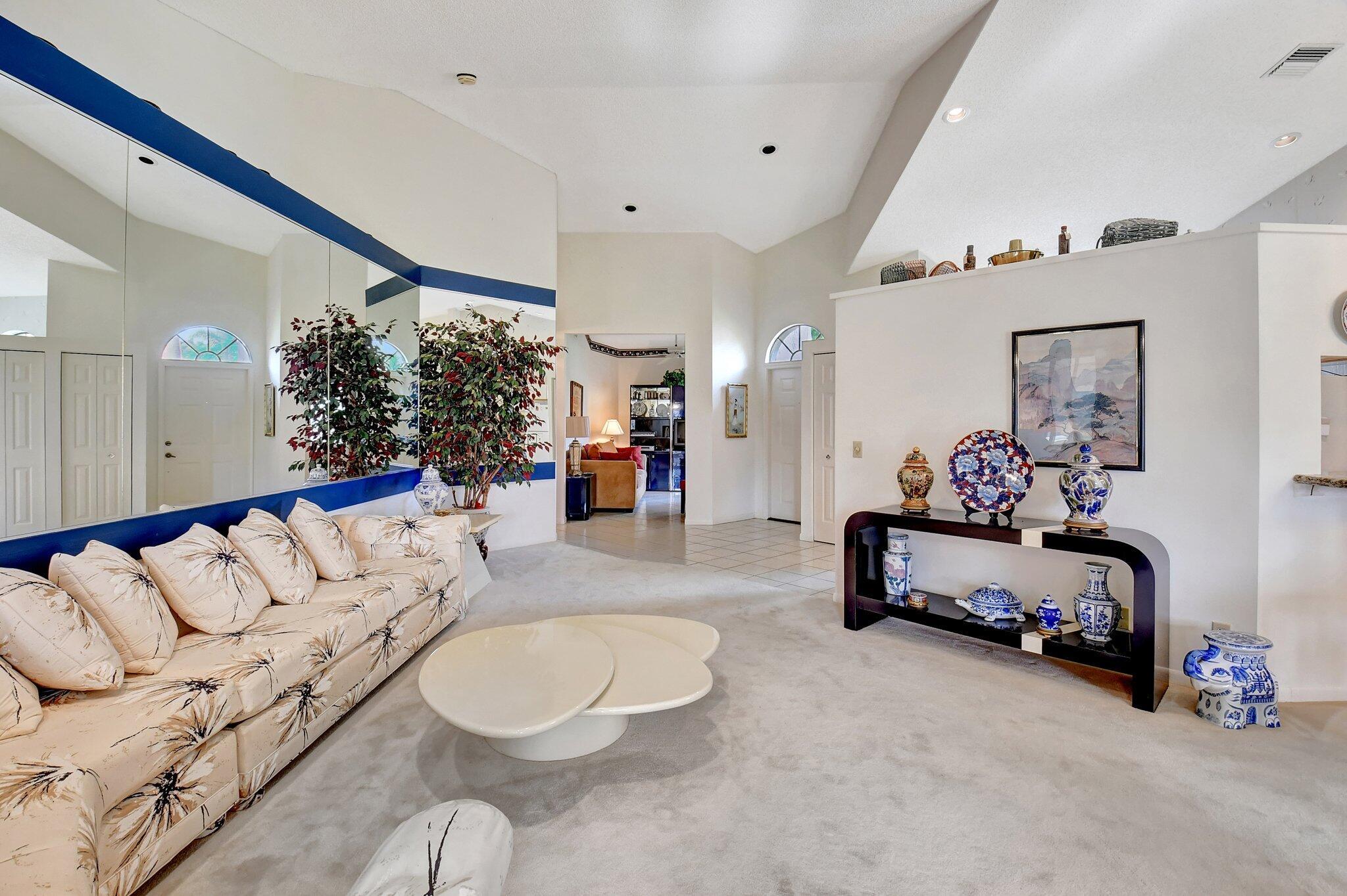 LEXINGTON CLUB - Residential