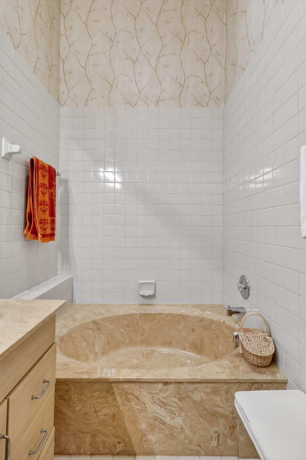 LEXINGTON CLUB - Residential