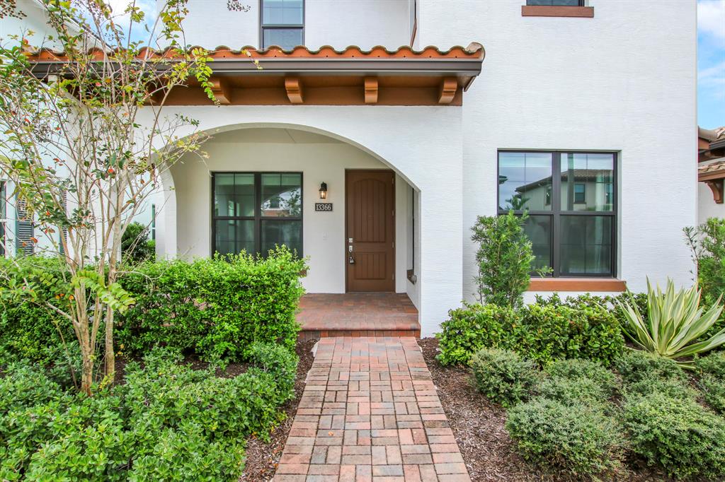 ALTON NEIGHBORHOOD 1 - Residential Lease