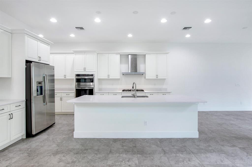 ALTON NEIGHBORHOOD 1 - Residential Lease