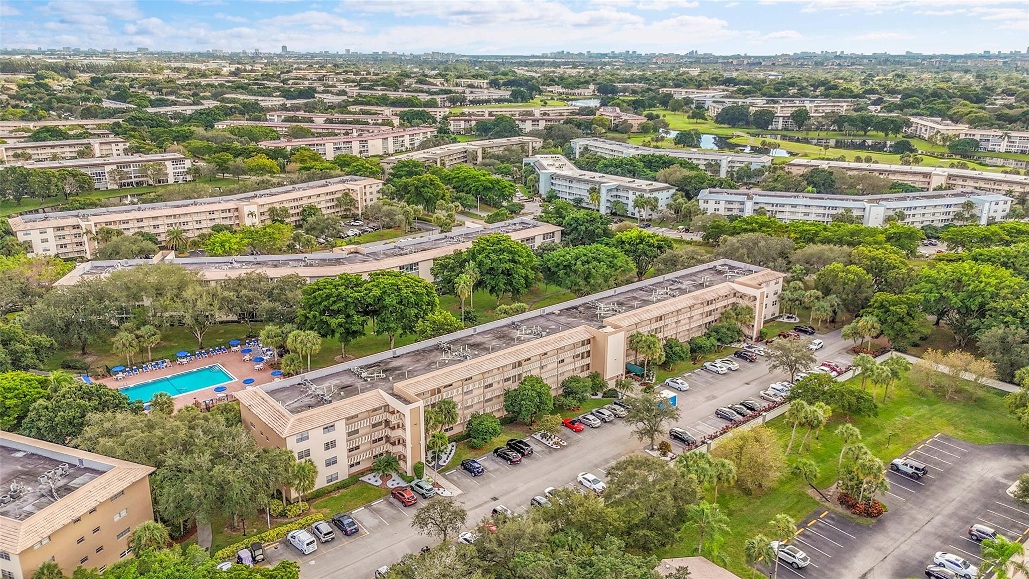 WYNMOOR VILLAGE - Residential