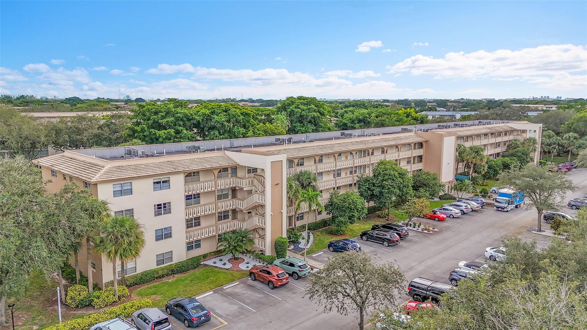 WYNMOOR VILLAGE - Residential