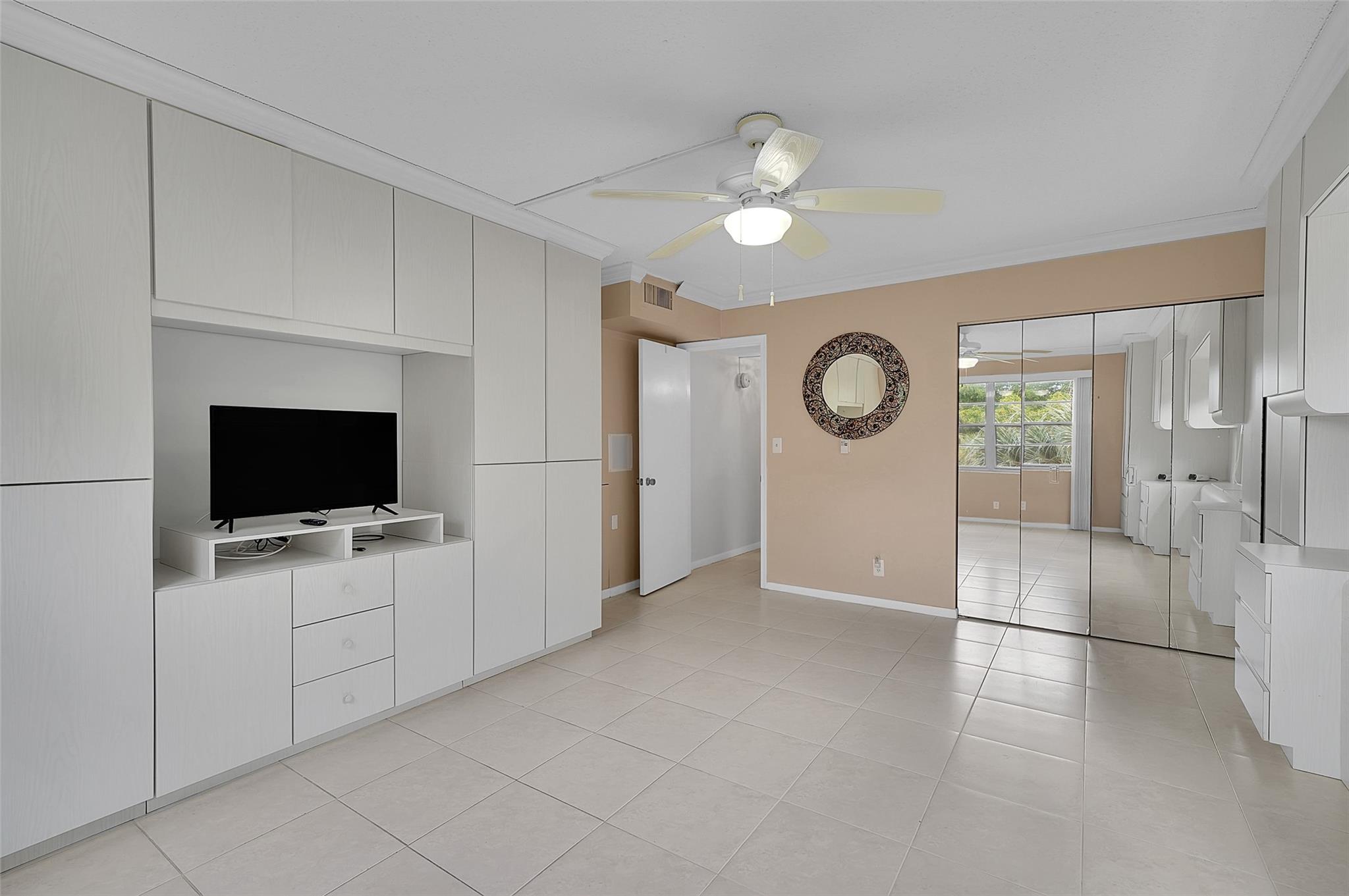 WYNMOOR VILLAGE - Residential