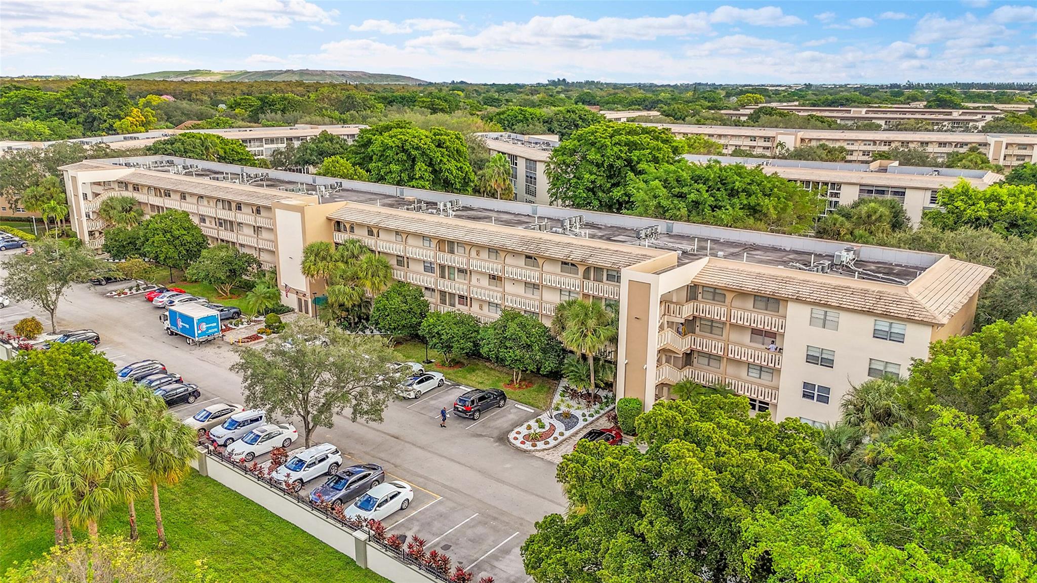 WYNMOOR VILLAGE - Residential