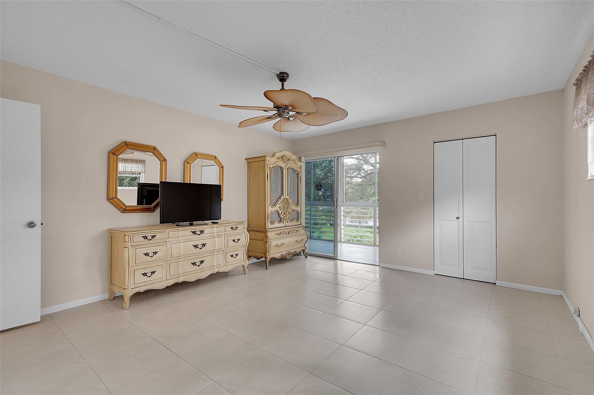 WYNMOOR VILLAGE - Residential