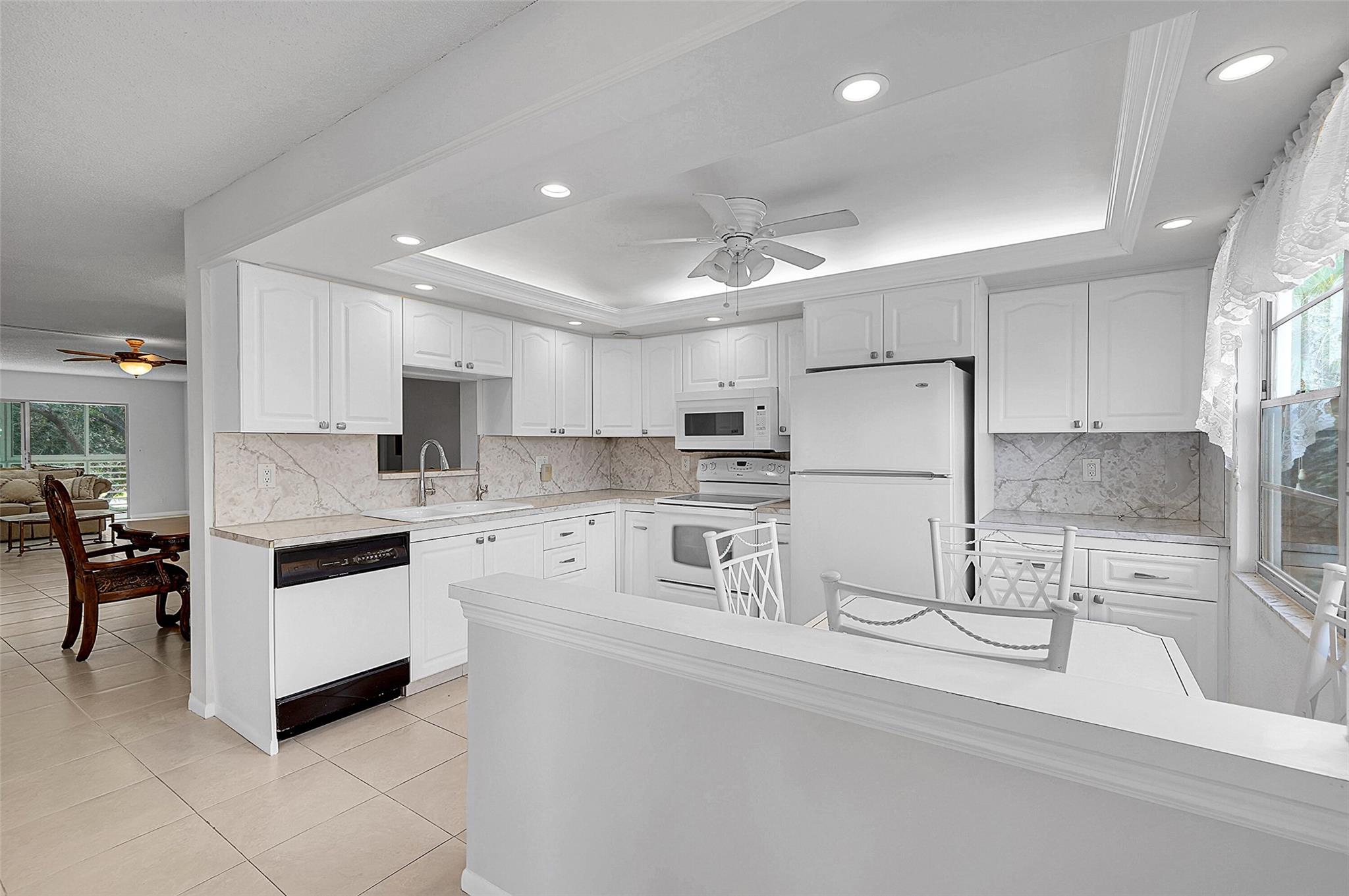 WYNMOOR VILLAGE - Residential