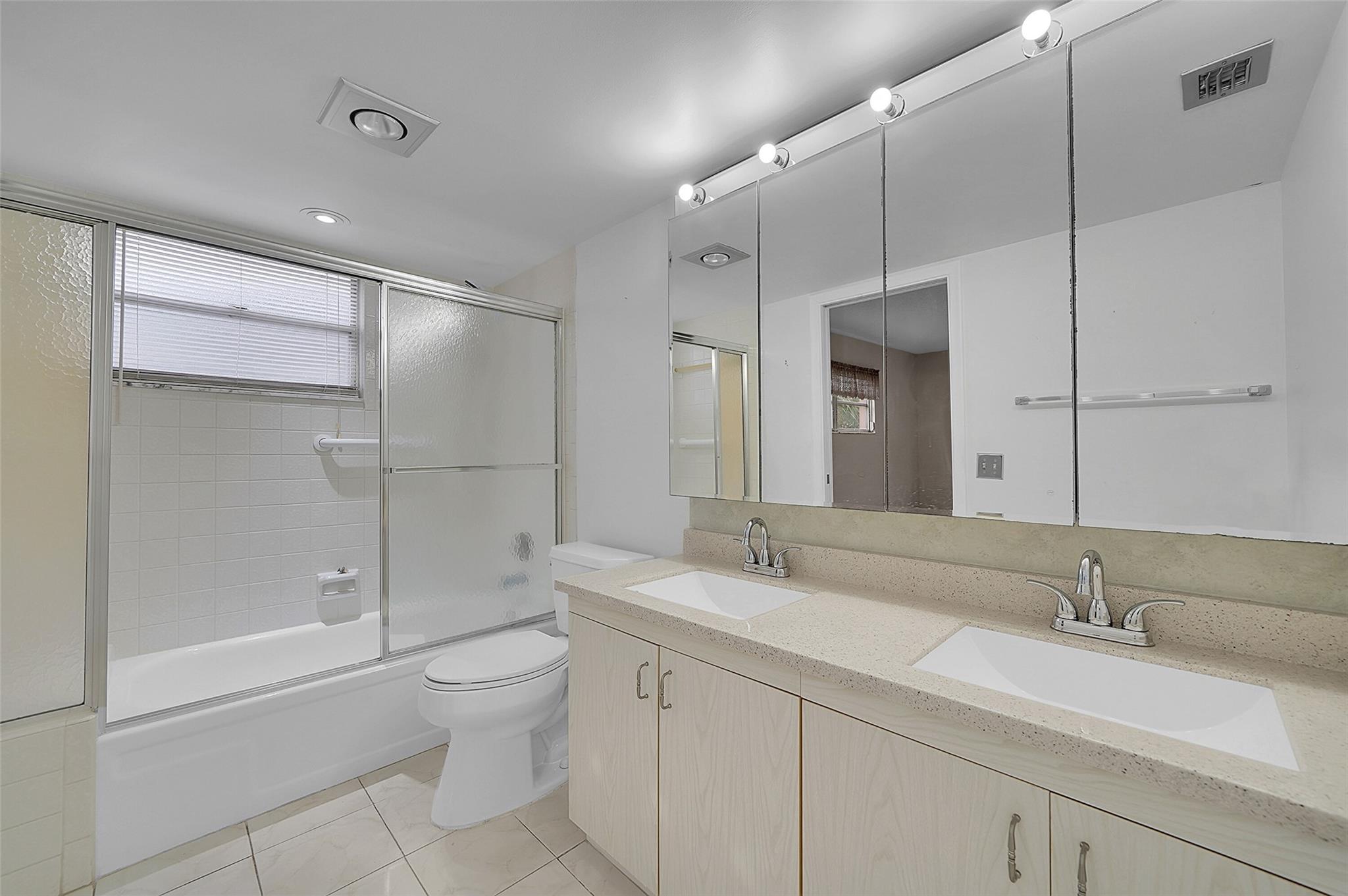 WYNMOOR VILLAGE - Residential