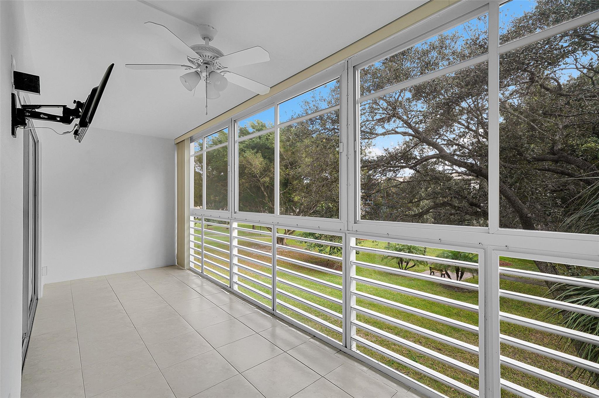 WYNMOOR VILLAGE - Residential