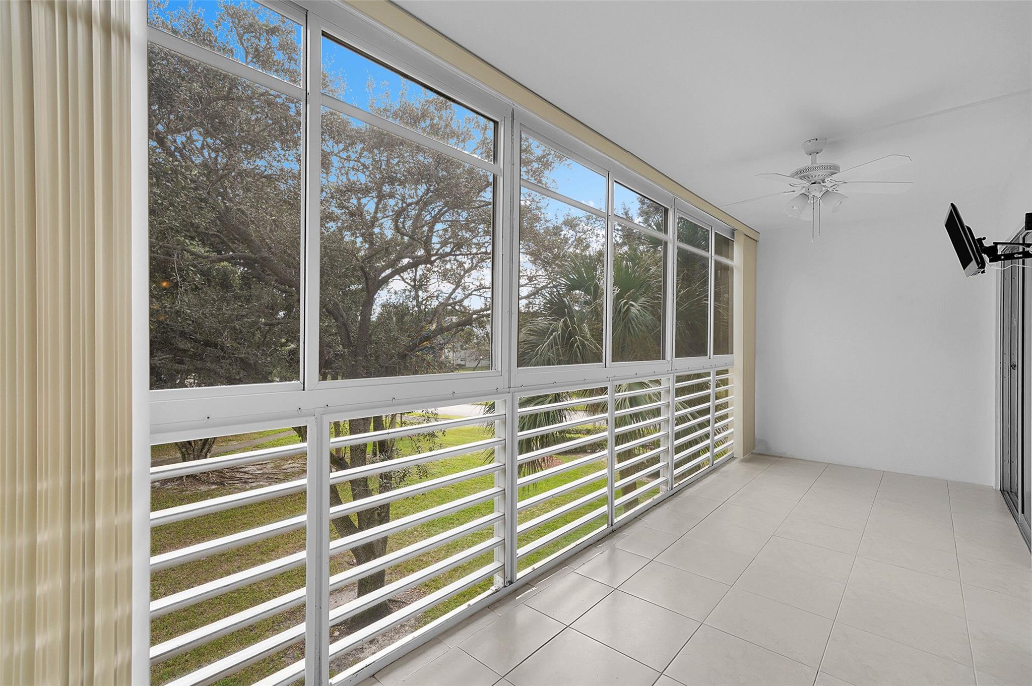 WYNMOOR VILLAGE - Residential