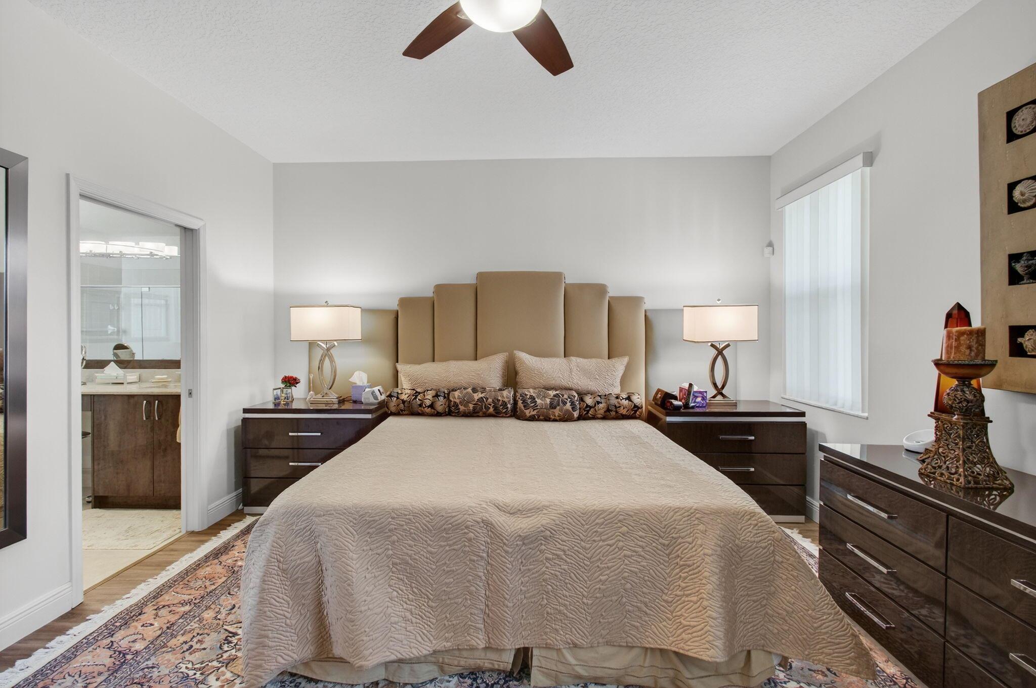 MAJESTIC ISLES - Residential