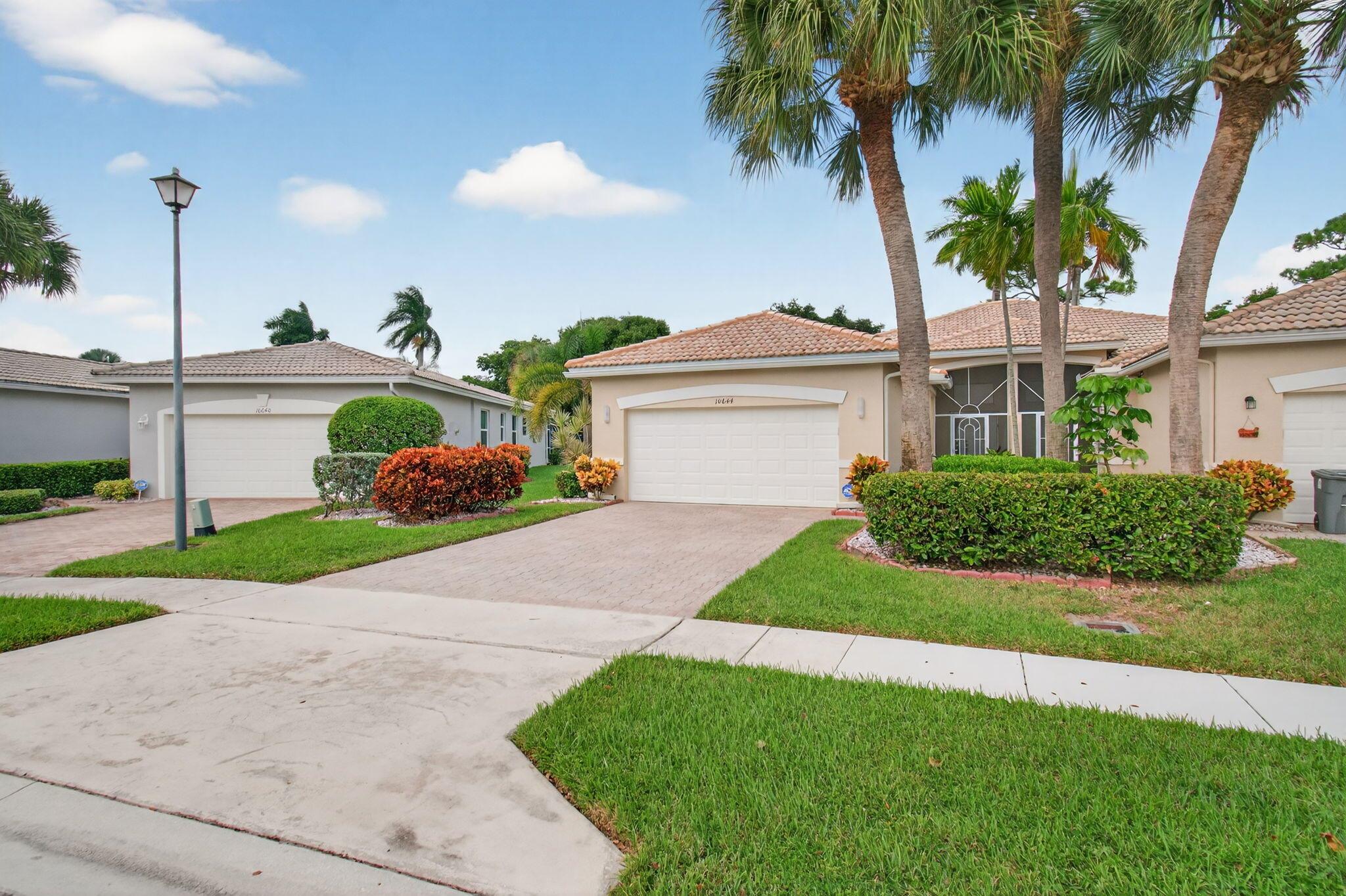 MAJESTIC ISLES - Residential