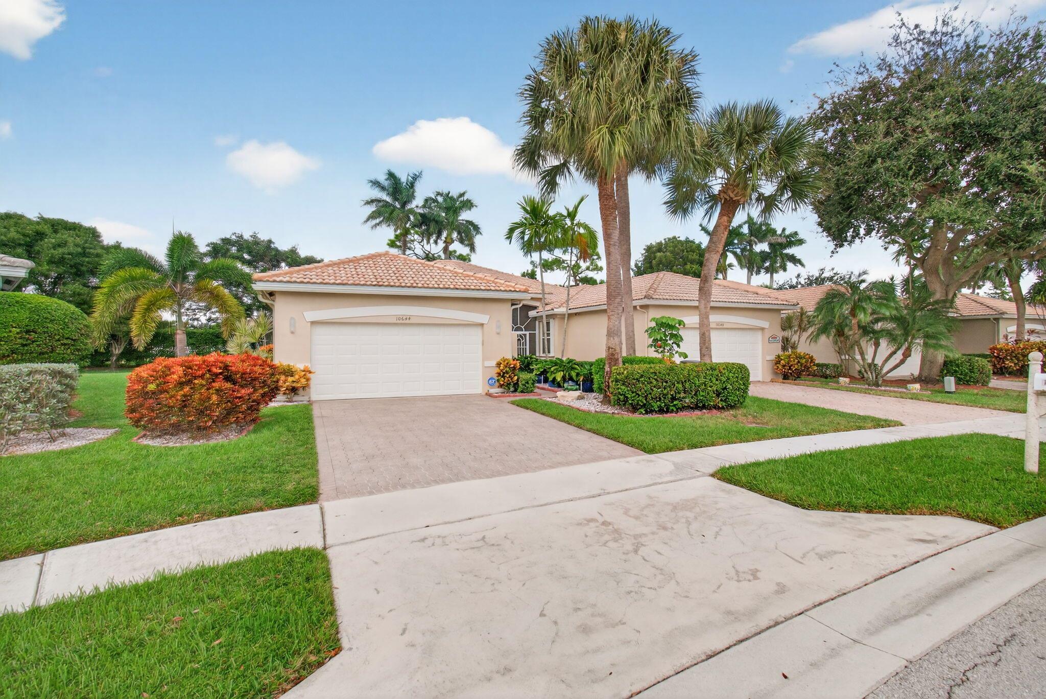MAJESTIC ISLES - Residential