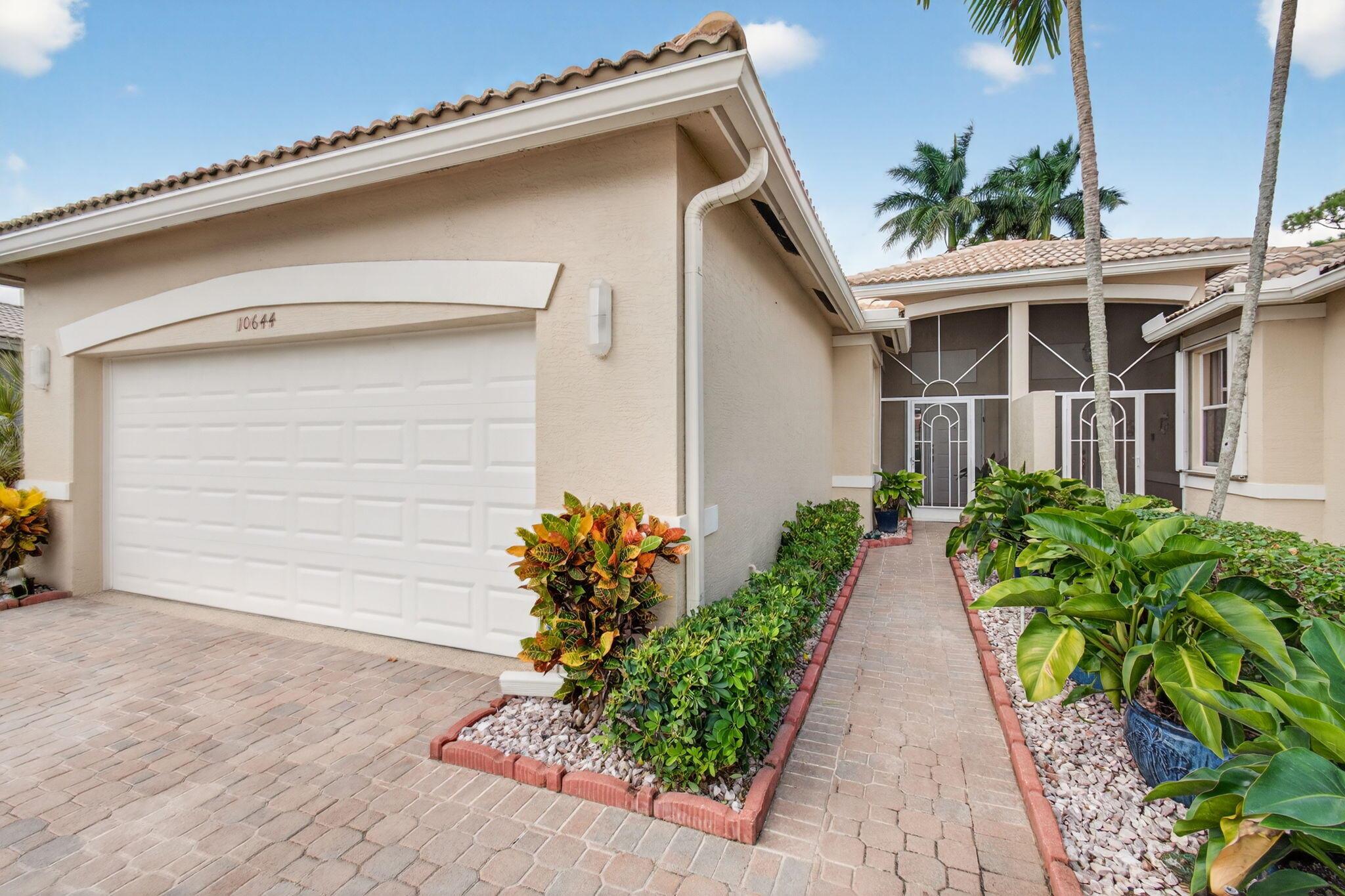 MAJESTIC ISLES - Residential