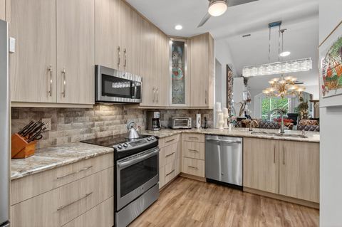 SCHEDULE A FREE PALM BEACH APPRAISAL ESTIMATE AND CONSULTATION 10644 Royal Caribbean Circle Boynton Beach FL 33437