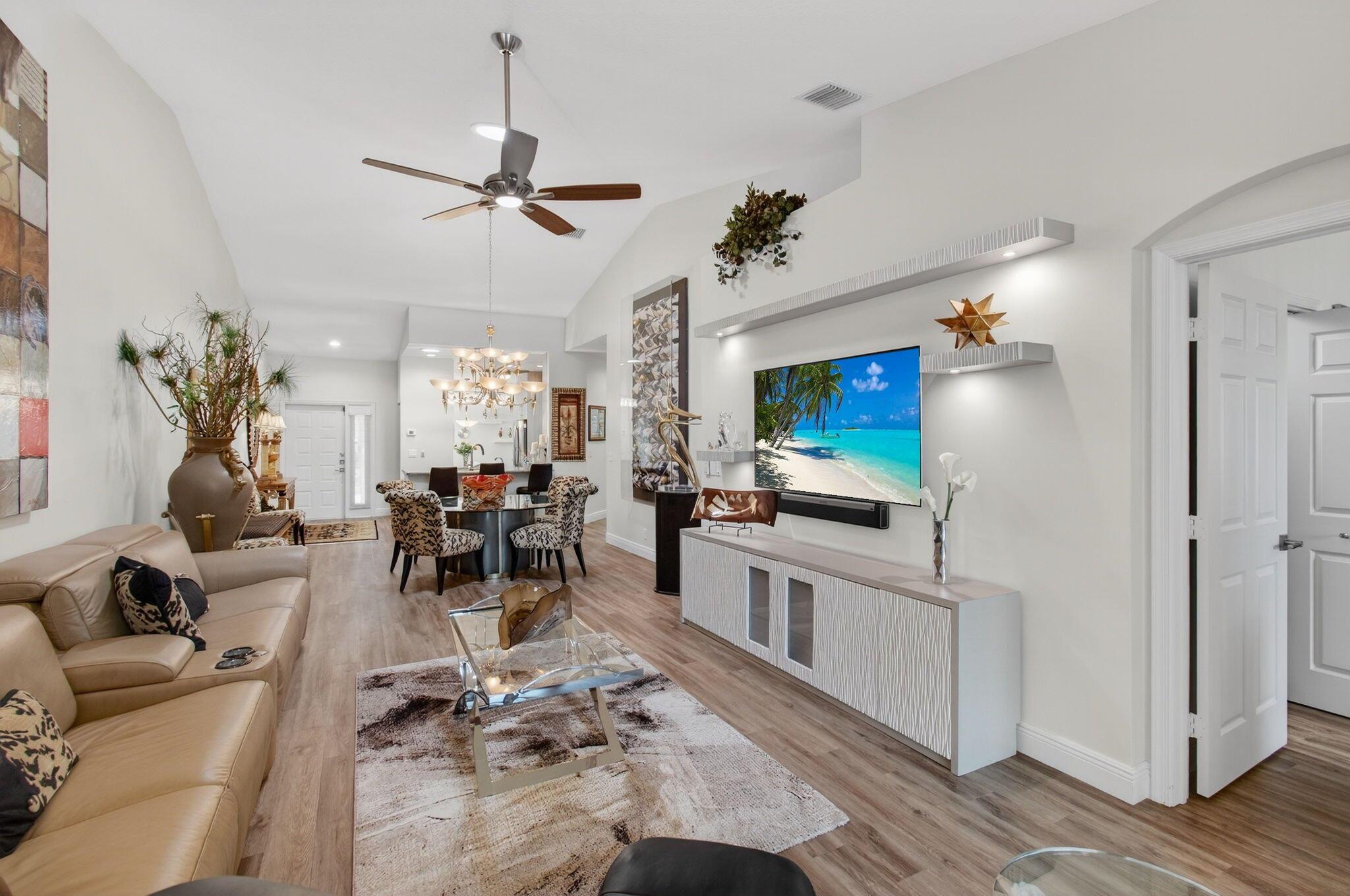 MAJESTIC ISLES - Residential