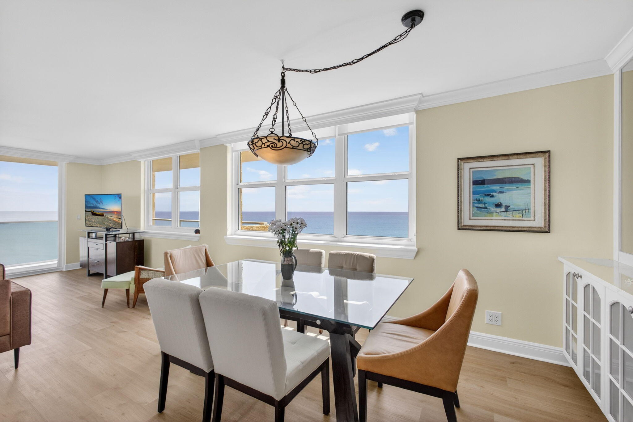 AQUARIUS CONDO - Residential