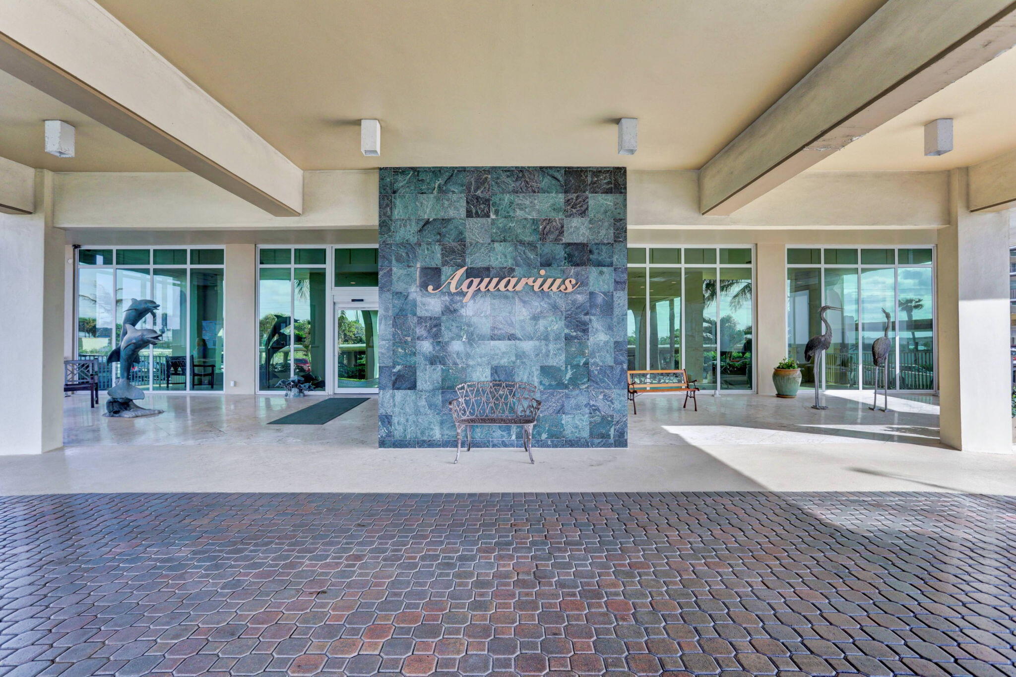 AQUARIUS CONDO - Residential